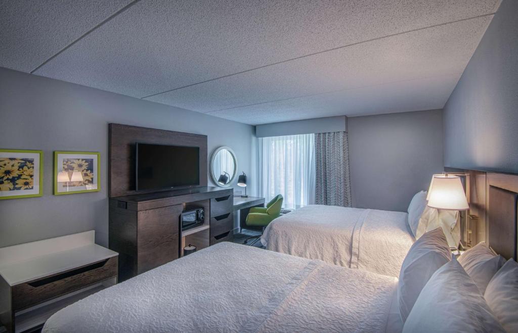 Hampton Inn Waldorf photo