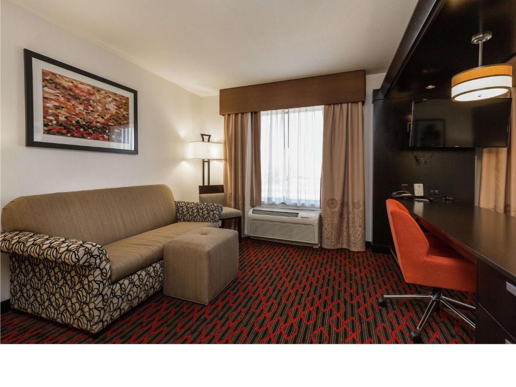 Posezení v ubytování Hampton Inn & Suites by Hilton Lethbridge