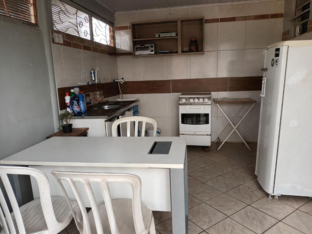 ANA POIPA CANEDO - Appartement Met één Slaapkamer