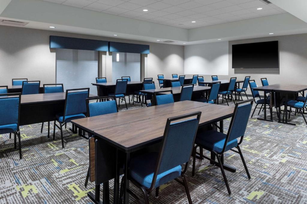 Hampton Inn & Suites Avon Indianapolis photo