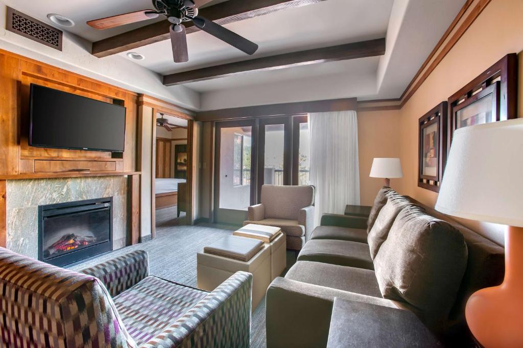 Hilton Vacation Club Sedona Summit - 3ベッドルーム2キングス1クイーンサンセットスイート