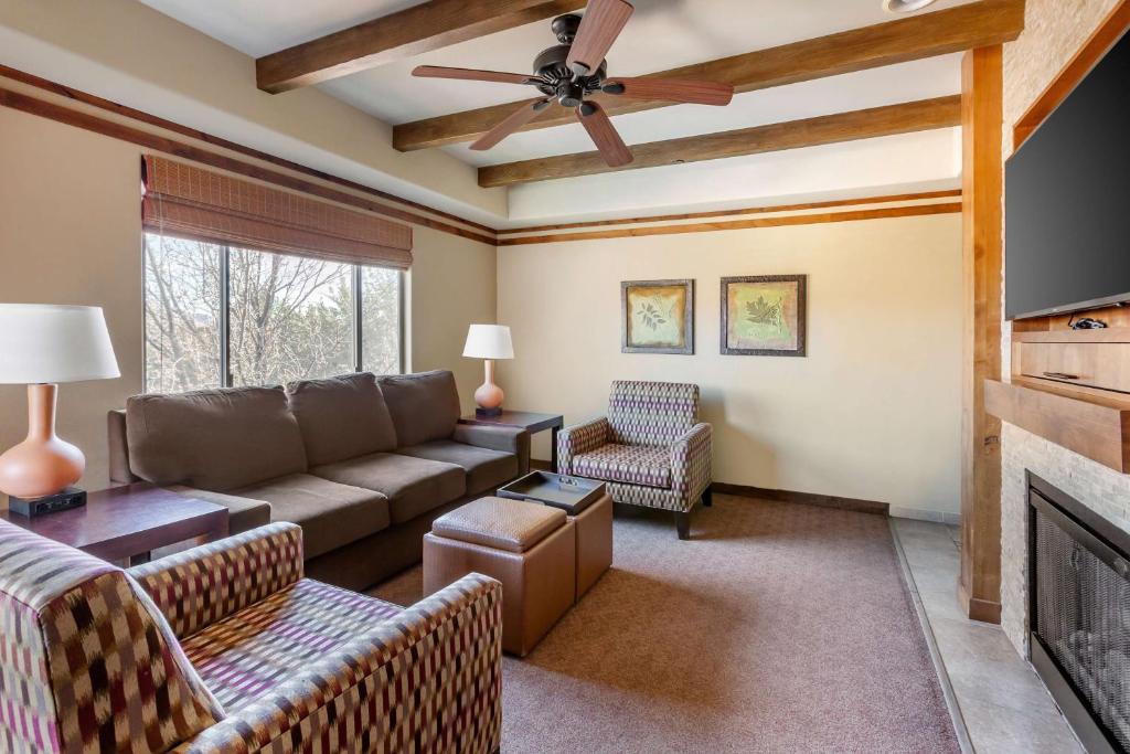 Hilton Vacation Club Sedona Summit - 1ベッドルーム1クイーンサンセットスイート