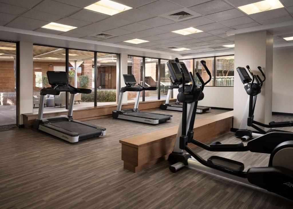 Fitness centrum a/nebo fitness zařízení v ubytování Embassy Suites by Hilton Tucson East