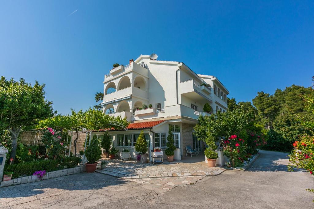 Budova, kde se apartmán nachází