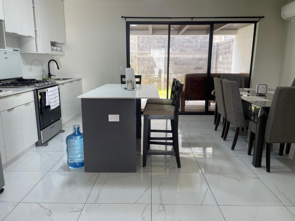 Villa Casa privada vacacional San Miguel El Salvador. (El Salvador San