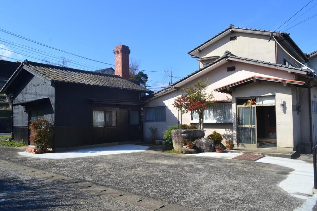 Imari - House
