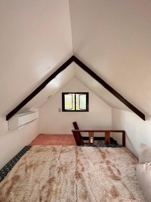 Kamp Mulawin – Private Treehouse with Infinity Pool