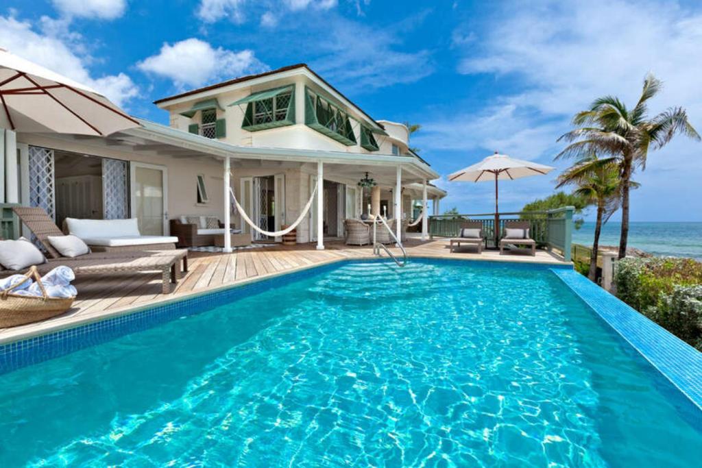 Emily House Blue Sky Luxury - ヴィラ