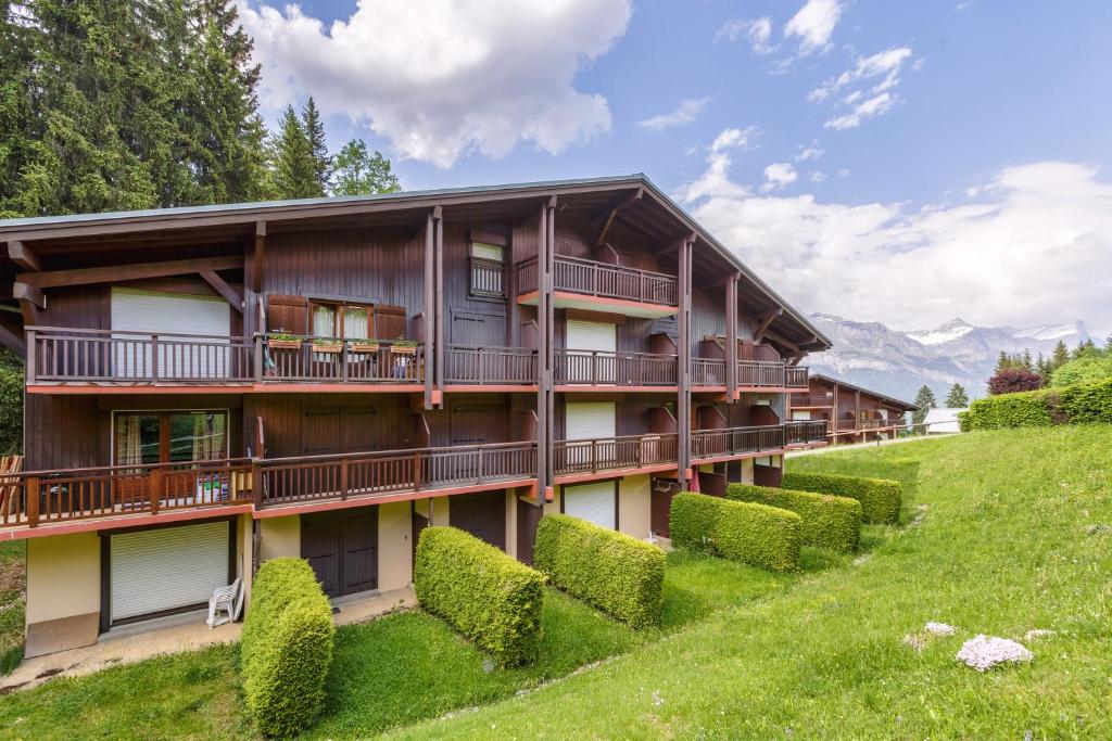 Budova, v ktorej sa apartmán nachádza