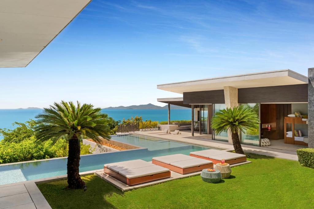 an image of a villa with a swimming pool at Villa Raku in Koh Samui