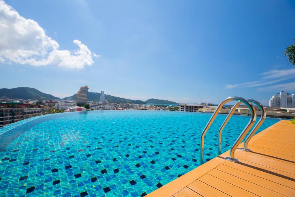 The Marina Phuket Hotel - Resim 4