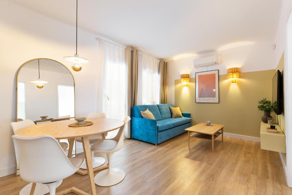 WOW Apartments by Olala Homes - Two-Bedroom Apartment 1.3