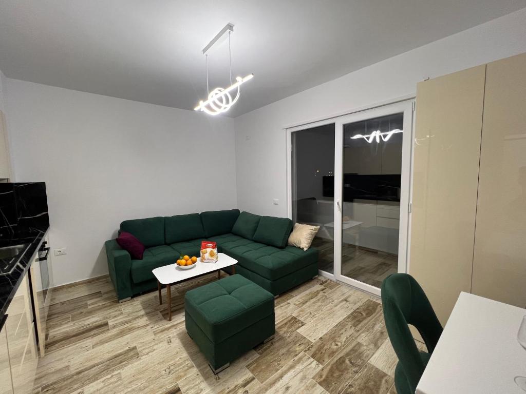 Blue Apartment Golem sunset - Imazhi 5
