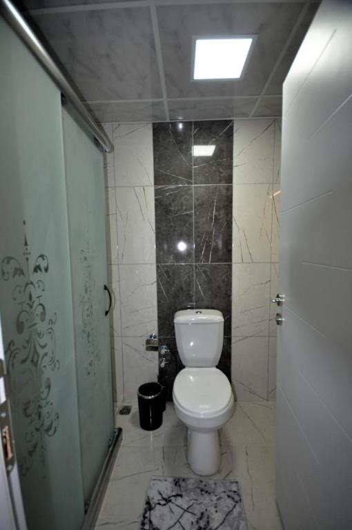 Koupelna v ubytování Arpaçay Apart Otel