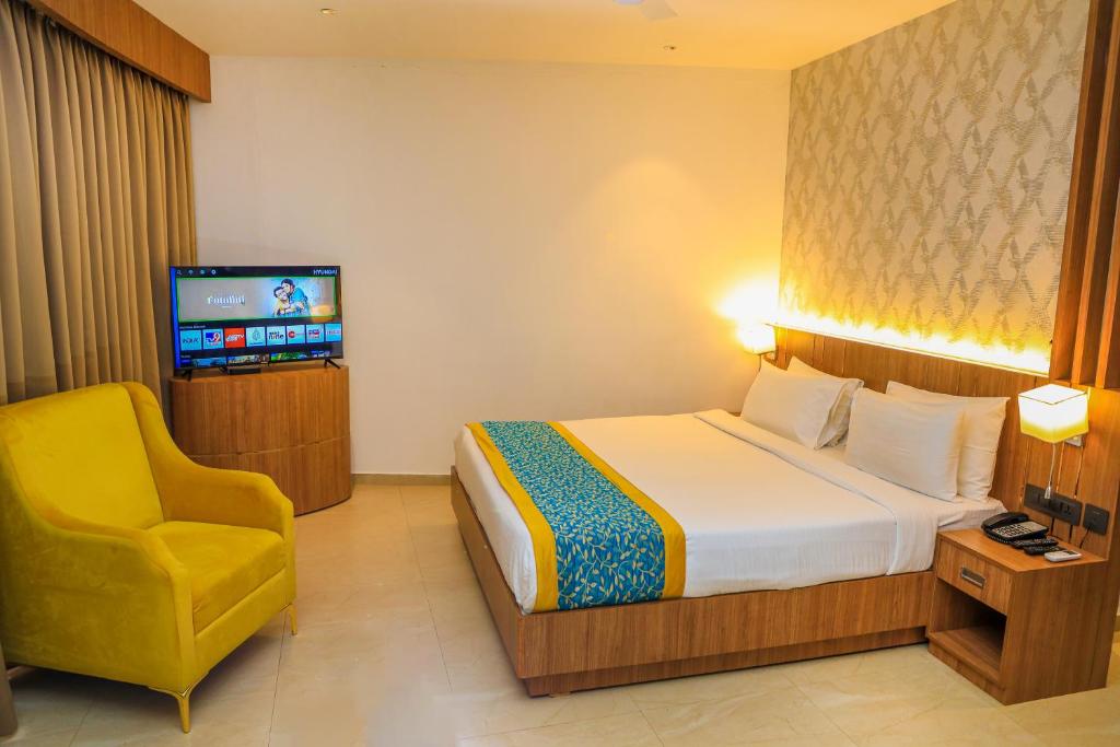 TV a/nebo společenská místnost v ubytování Hotel Sky Sierra Wayanad