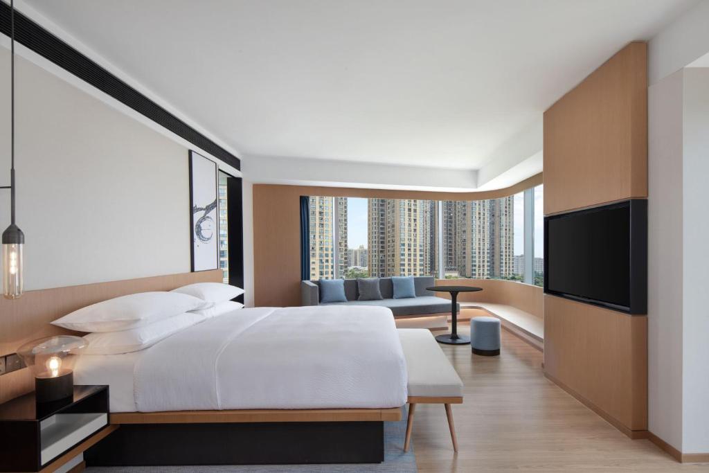 Fairfield by Marriott Changsha Yueluにあるテレビまたはエンターテインメントセンター