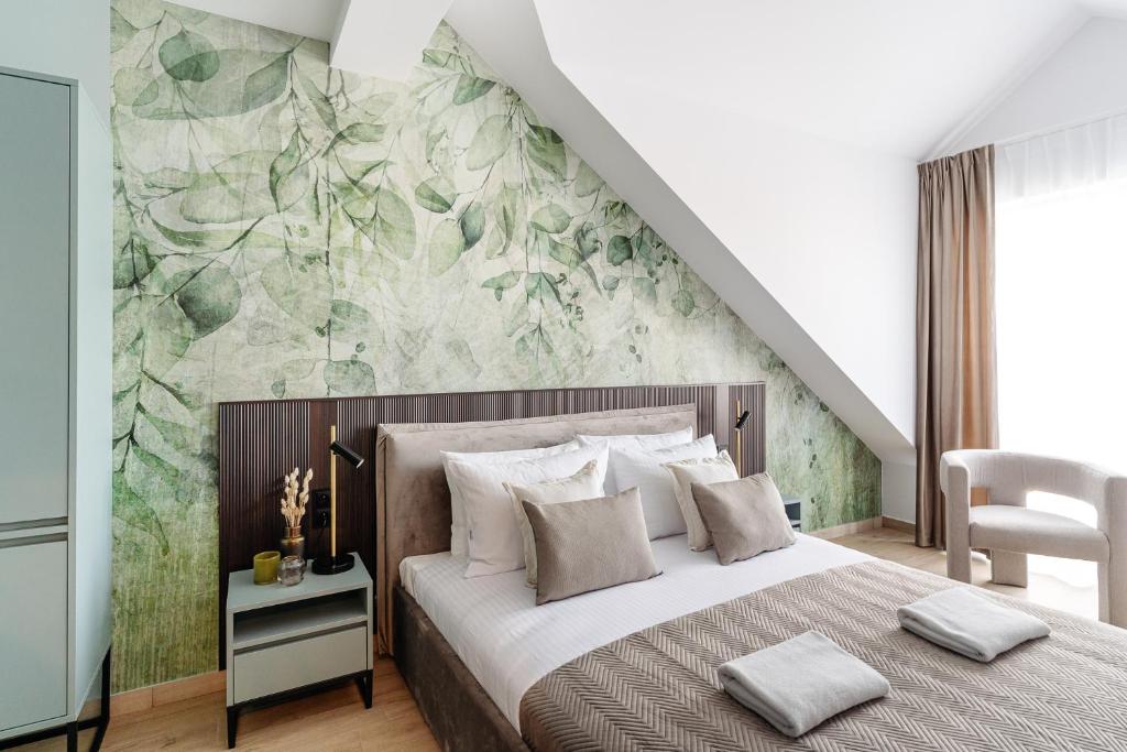 
Deluxe One-Bedroom Apartment
