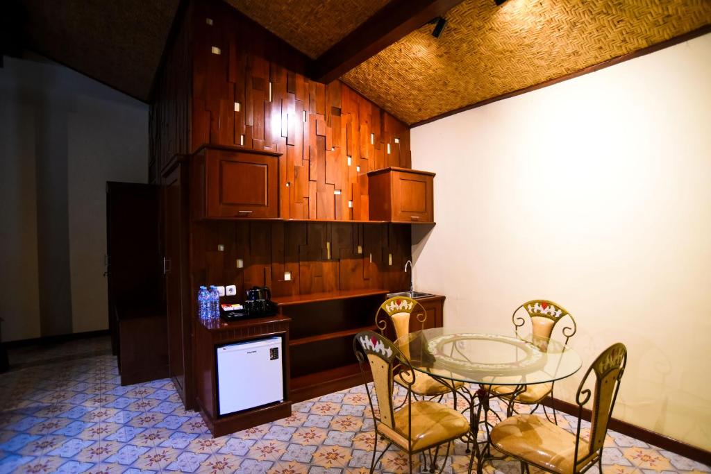 Ndalem Mataram - Deluxe Family Suite