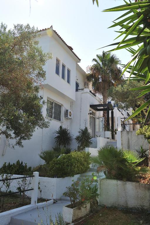 Vonkajšia záhrada v ubytovaní Anamar Skiathos Hotel