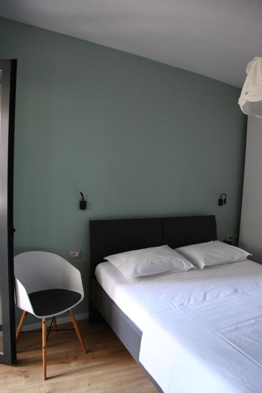 Diti Cozy Apartment - Image 9