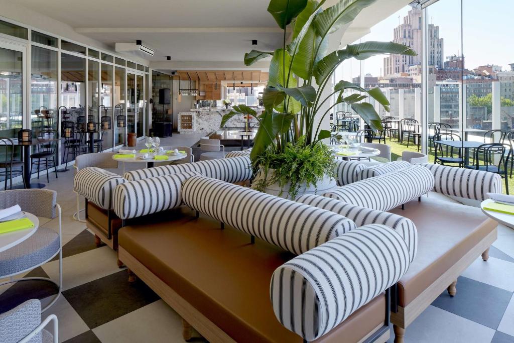 Hampton Inn Montreal Downtown, Qc - Resim 13