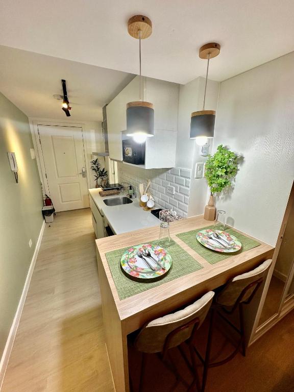 Haven Studio Unit - Apartment With Mountain View