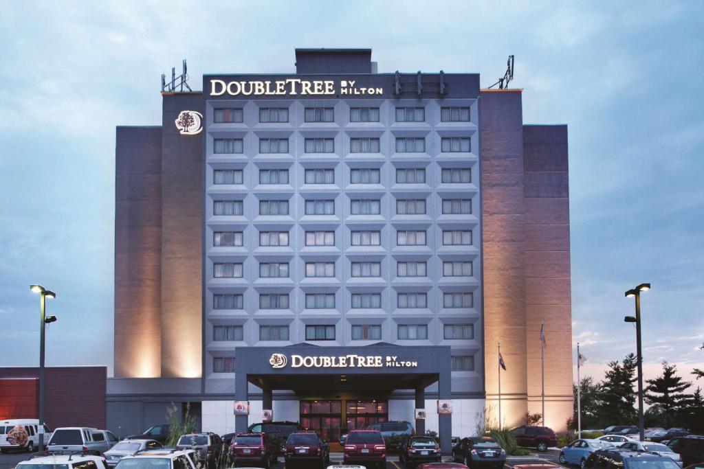 a rendering of the doolin tree hotel at DoubleTree by Hilton Springfield in Springfield