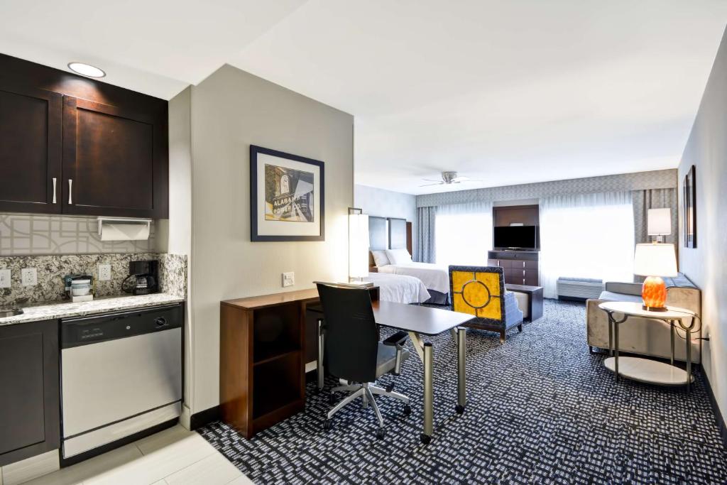 Homewood Suites by Hilton Birmingham Downtown Near UAB photo