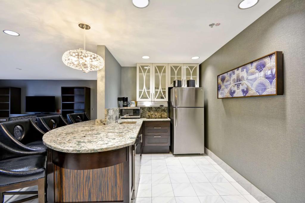 Homewood Suites by Hilton Birmingham Downtown Near UAB photo