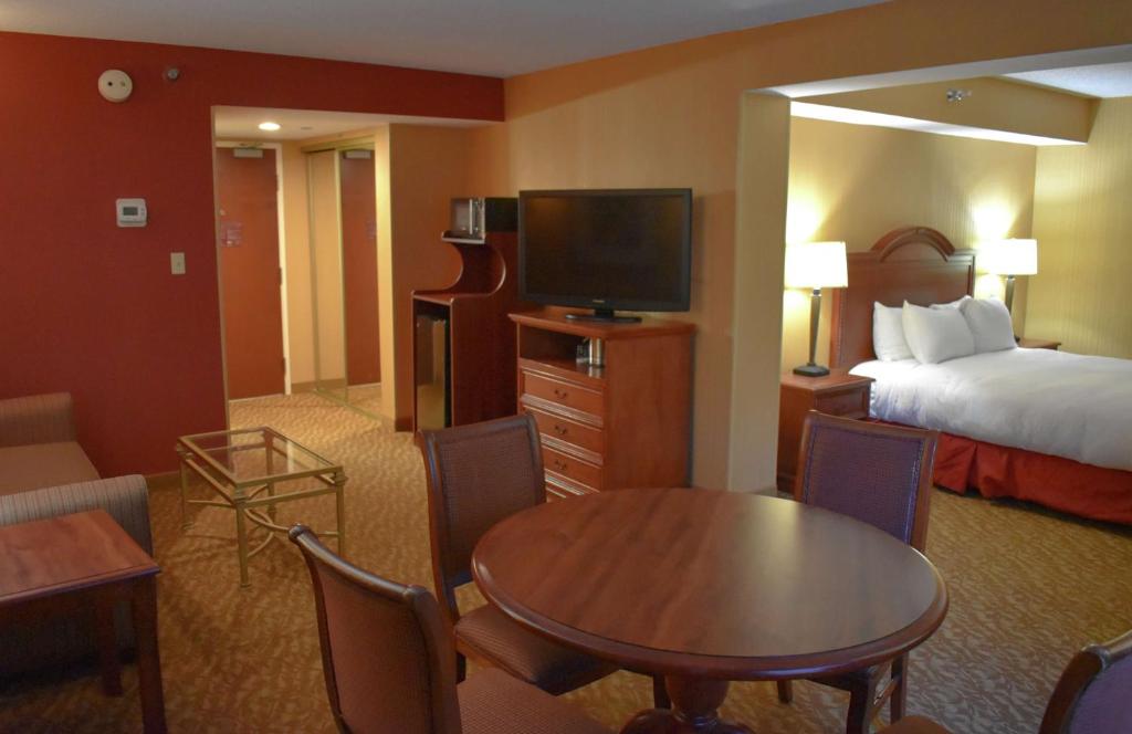 DoubleTree by Hilton Biltmore/Asheville photo