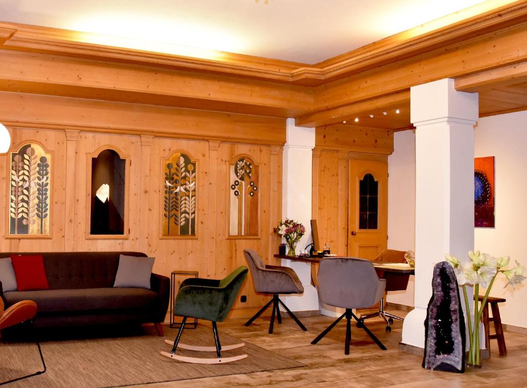 Posezení v ubytování Hotel Crystal - KitzHorn Suites