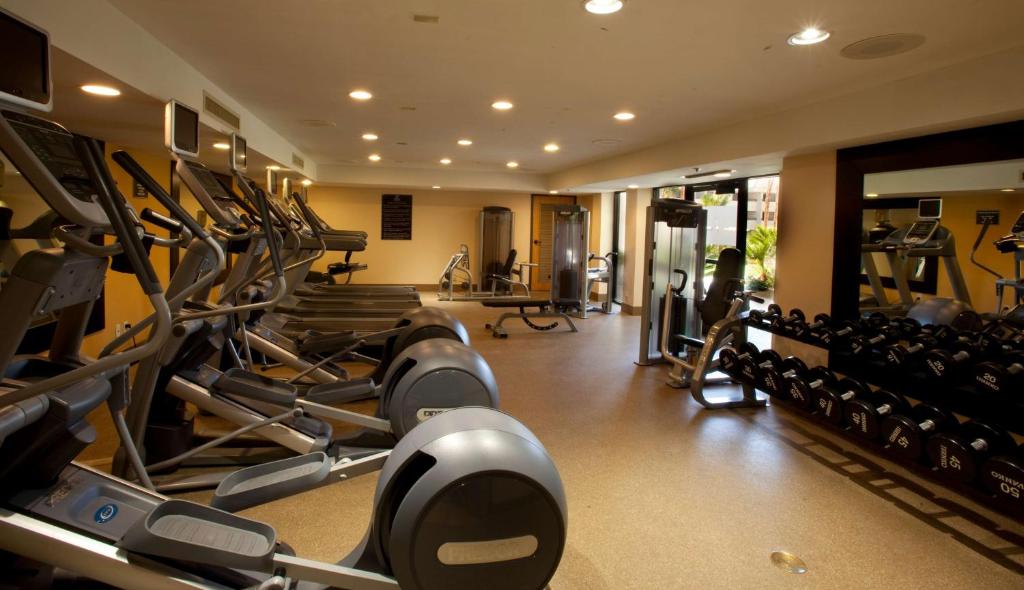 Fitness centrum a/nebo fitness zařízení v ubytování Hilton Palm Springs