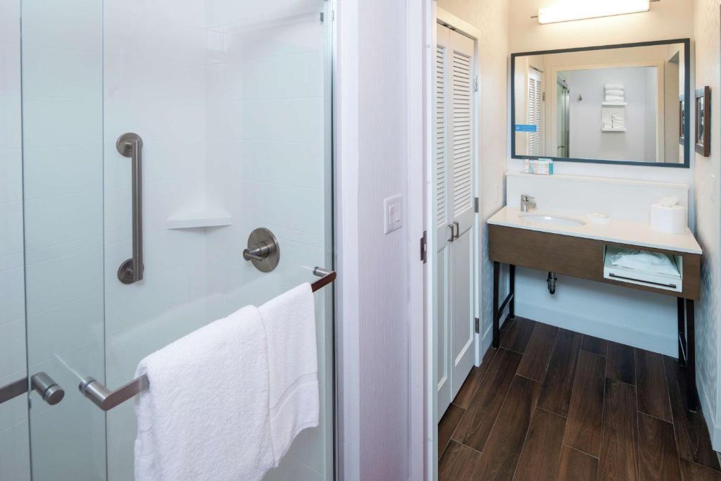 Hampton Inn & Suites Binghamton/Vestal photo