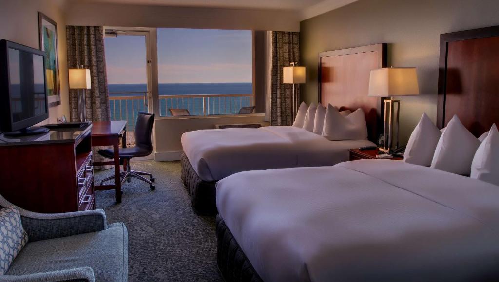 Hilton Pensacola Beach - Deluxe Queen Room Met Uitzicht - Toegang Voor Gehandicapten