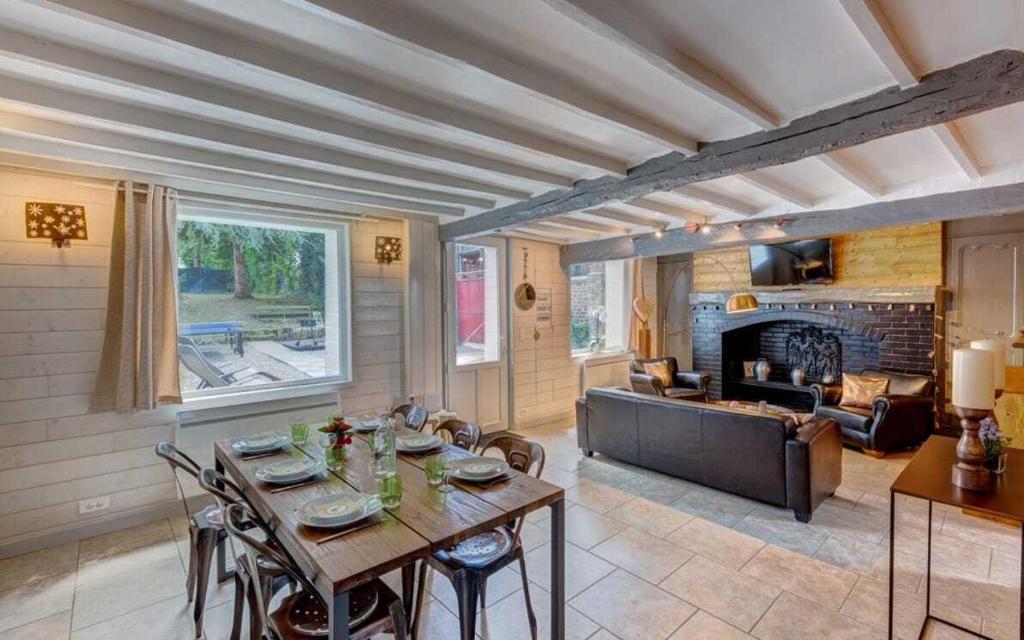 Au Refuge Des 3 Ours - Chambres d'hôtes et cabanes - Home - La Maison Kenann