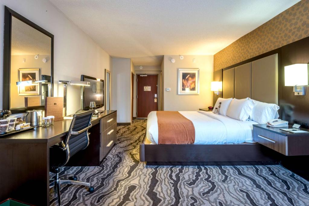 DoubleTree by Hilton Montgomery Downtown - King Room