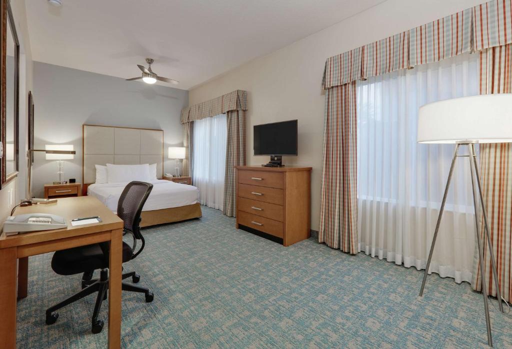 Homewood Suites by Hilton San Diego-Del Mar - Queen Studio Suite - Non-fumeur