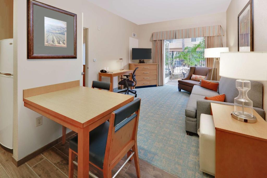 Homewood Suites by Hilton San Diego-Del Mar - Suite King D'une Chambre - Non-fumeur