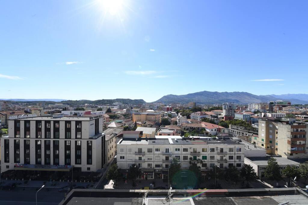 ARSI FLAT -Spacious & Stylish condo-city center - Imazhi 6
