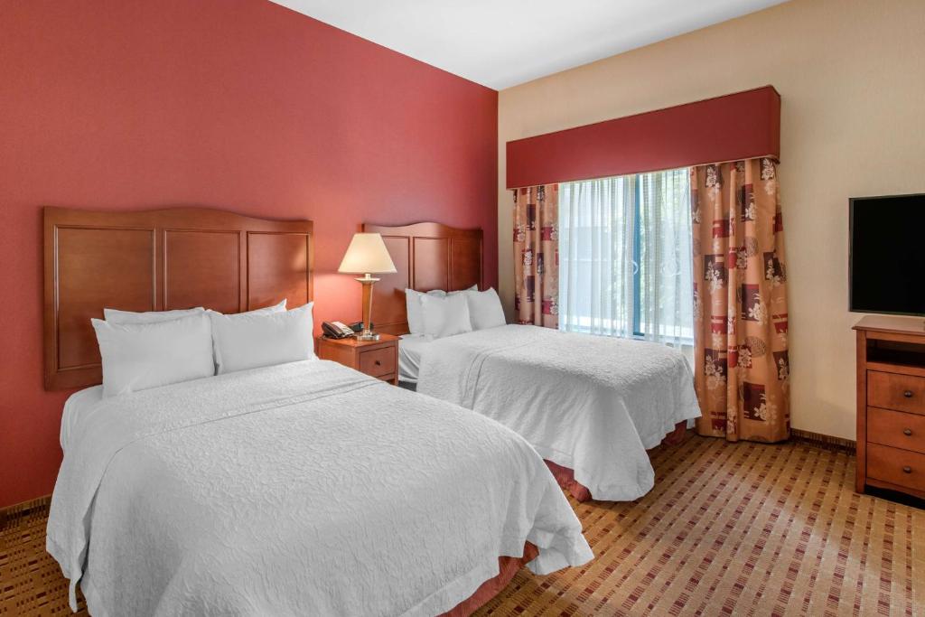 Hampton Inn & Suites Arcata - Kamer Met 2 Queensize Bedden – Niet-roken