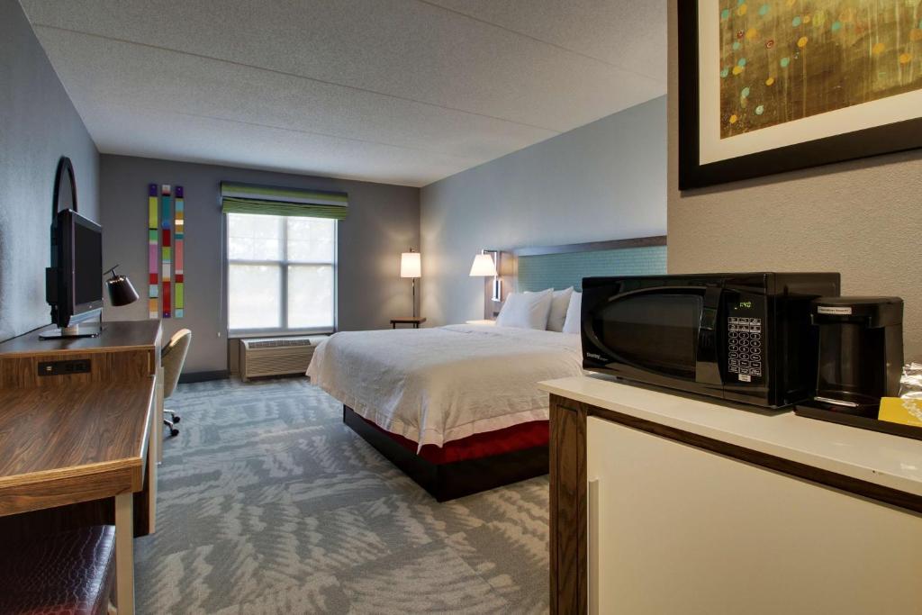 Hampton Inn & Suites Chicago/Aurora - Habitación Con Cama Extragrande - No Fumadores