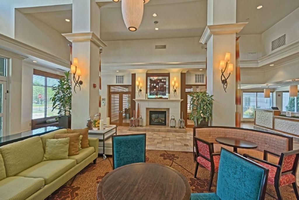 Posezení v ubytování Hilton Garden Inn by Hilton Mount Laurel