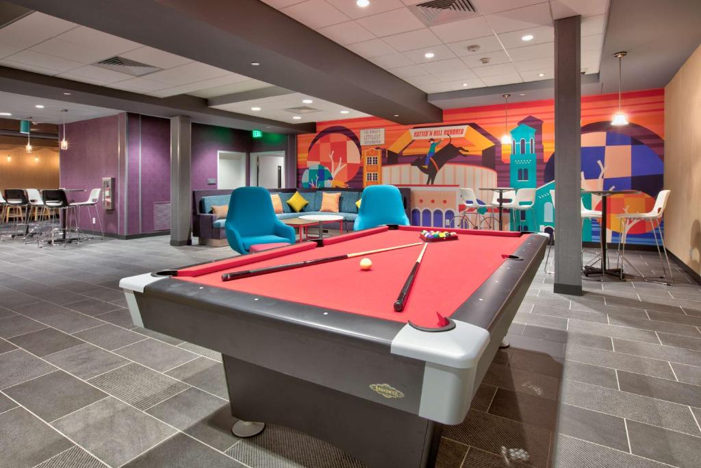 Biliár nebo kulečník v ubytování Home2 Suites By Hilton Wichita Falls, Tx