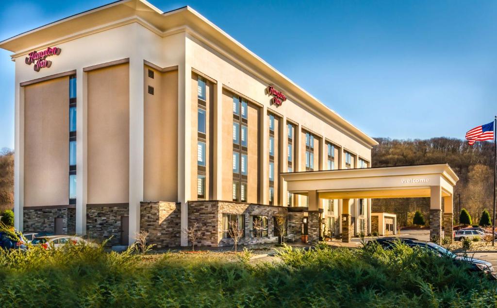 a rendering of the front of a hotel at Hampton Inn Princeton in Princeton