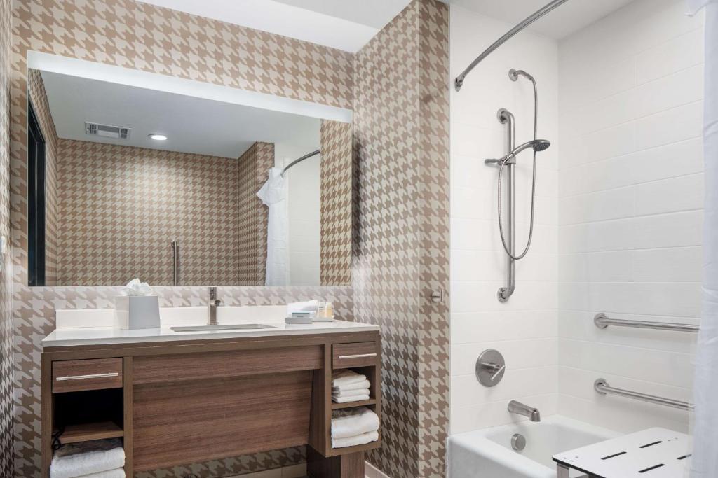 Home2 Suites By Hilton Rowlett Rockwall Marina - King Studio Suite - Acceso A Movilidad/no Fumar