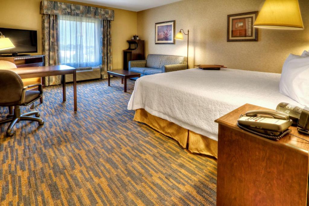Hampton Inn Roanoke Rapids - Quarto King Com Sofá-Cama E Estudo - Não Fumador