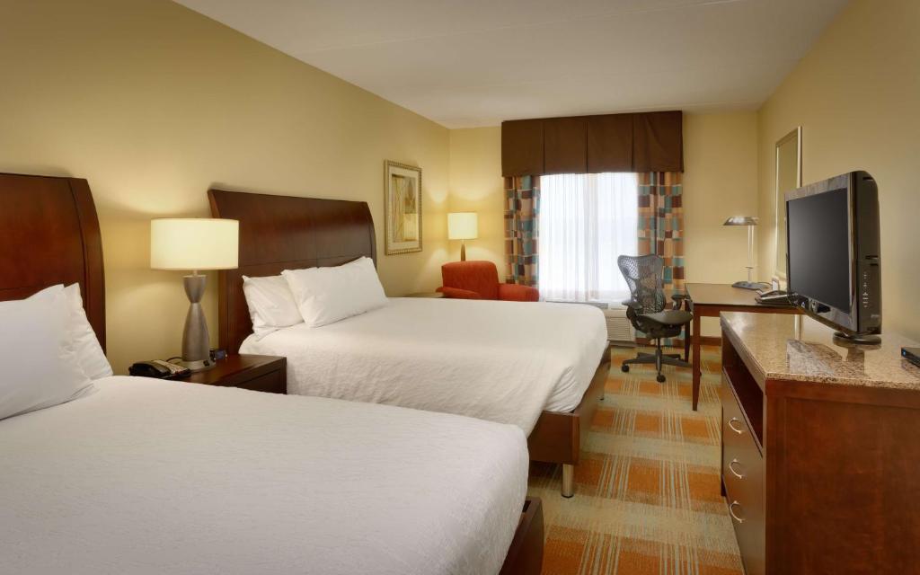 Hilton Garden Inn Clarksville - Queen Room With Two Queen Beds