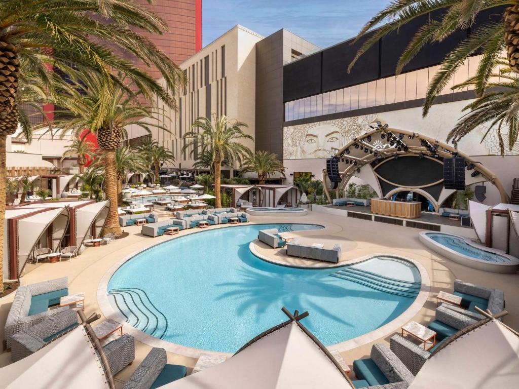 Crockfords Las Vegas, LXR Hotels & Resorts at Resorts World photo