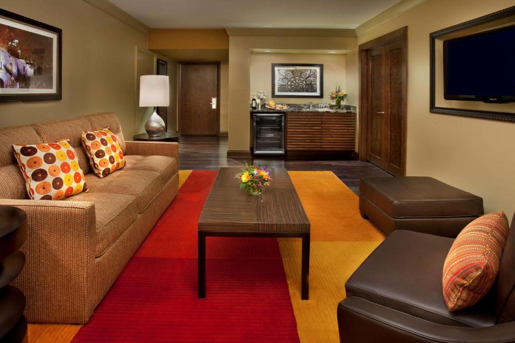 Hilton Palacio del Rio photo