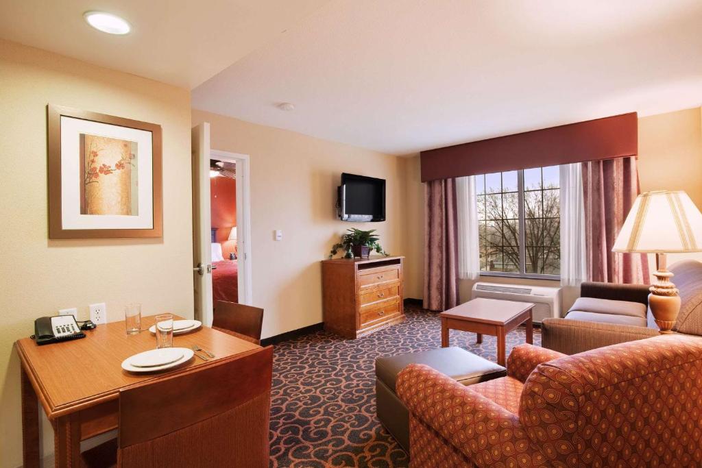 Homewood Suites Saint Cloud - Suite Met 2 Slaapkamers - Slechthorend/Rookvrij